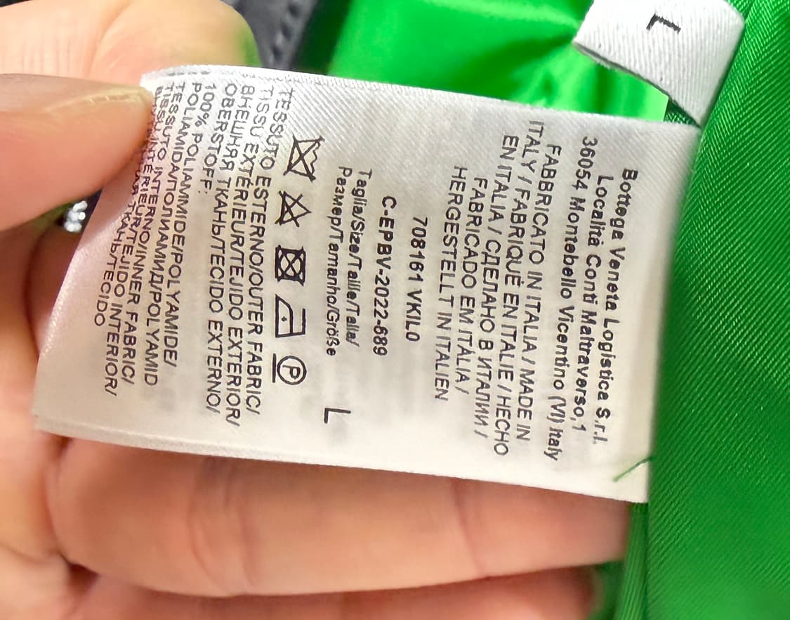 [L] 보테가 베네타 나일론 개버딘 후드 봄버 자켓 블랙 상품이미지5