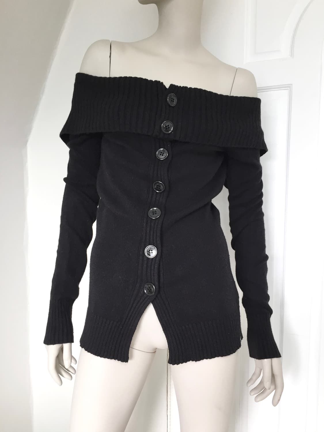 Miss Sixty Off-Shoulder Neck Cardigan 상품이미지3