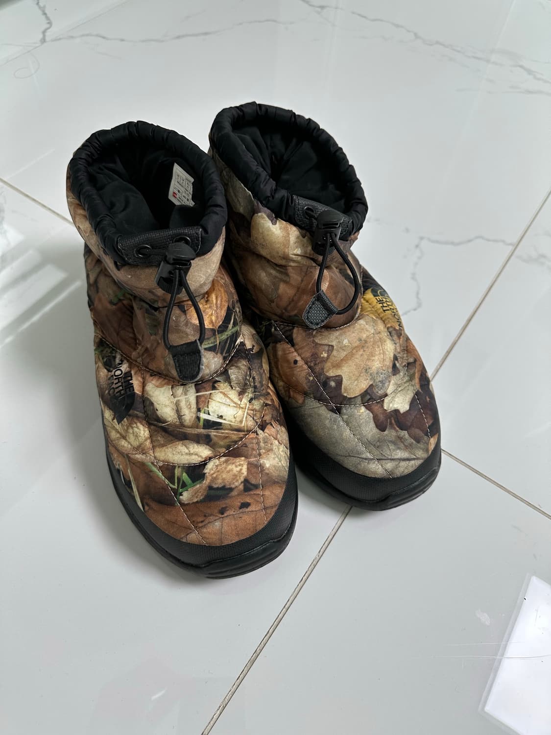 슈프림 노스페이스 TNF Leaves 눕시 부츠 270 상품이미지1