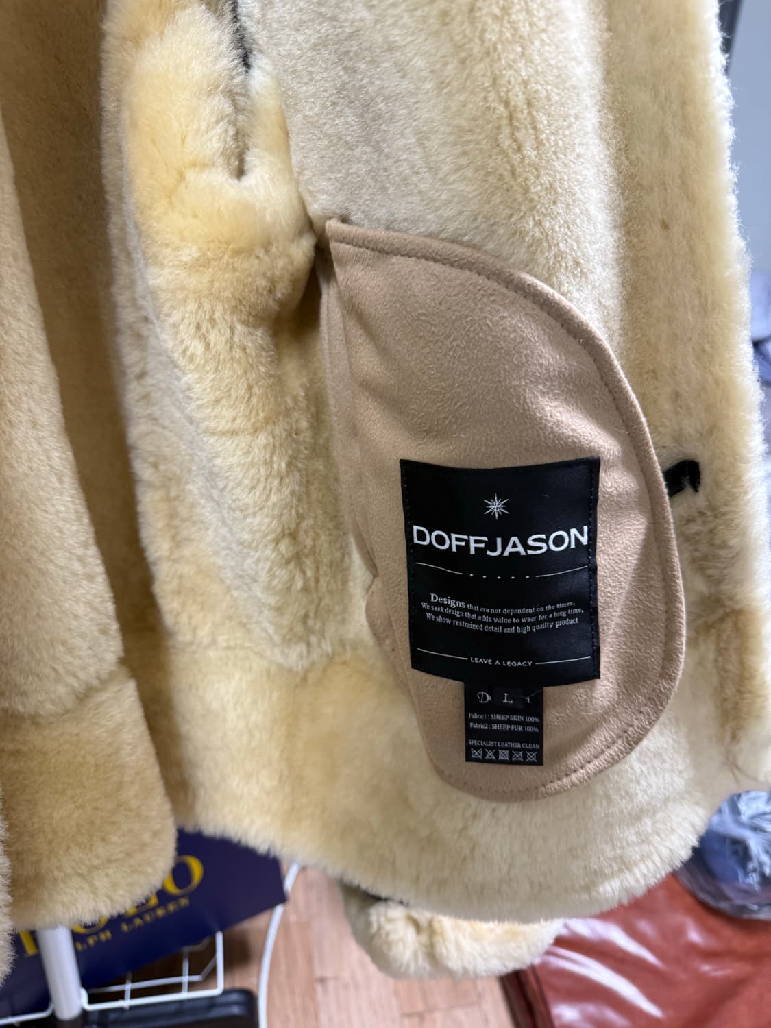 도프제이슨 오버사이즈 리얼 무스탕 브라운 L사이즈 팔아요. 상품이미지5