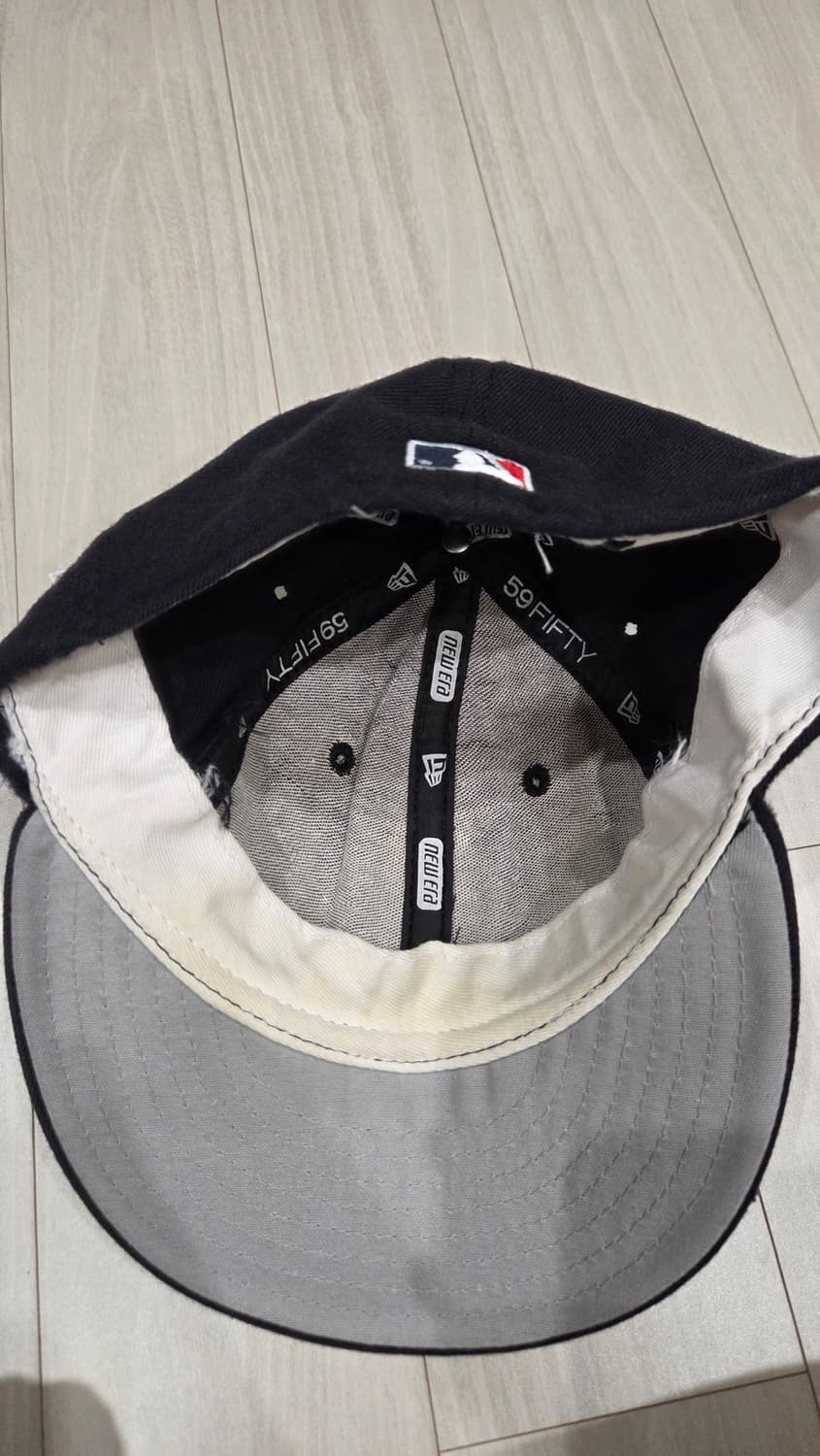 03년도 뉴에라 양키스 100주년 59fifty 모자 상품이미지3