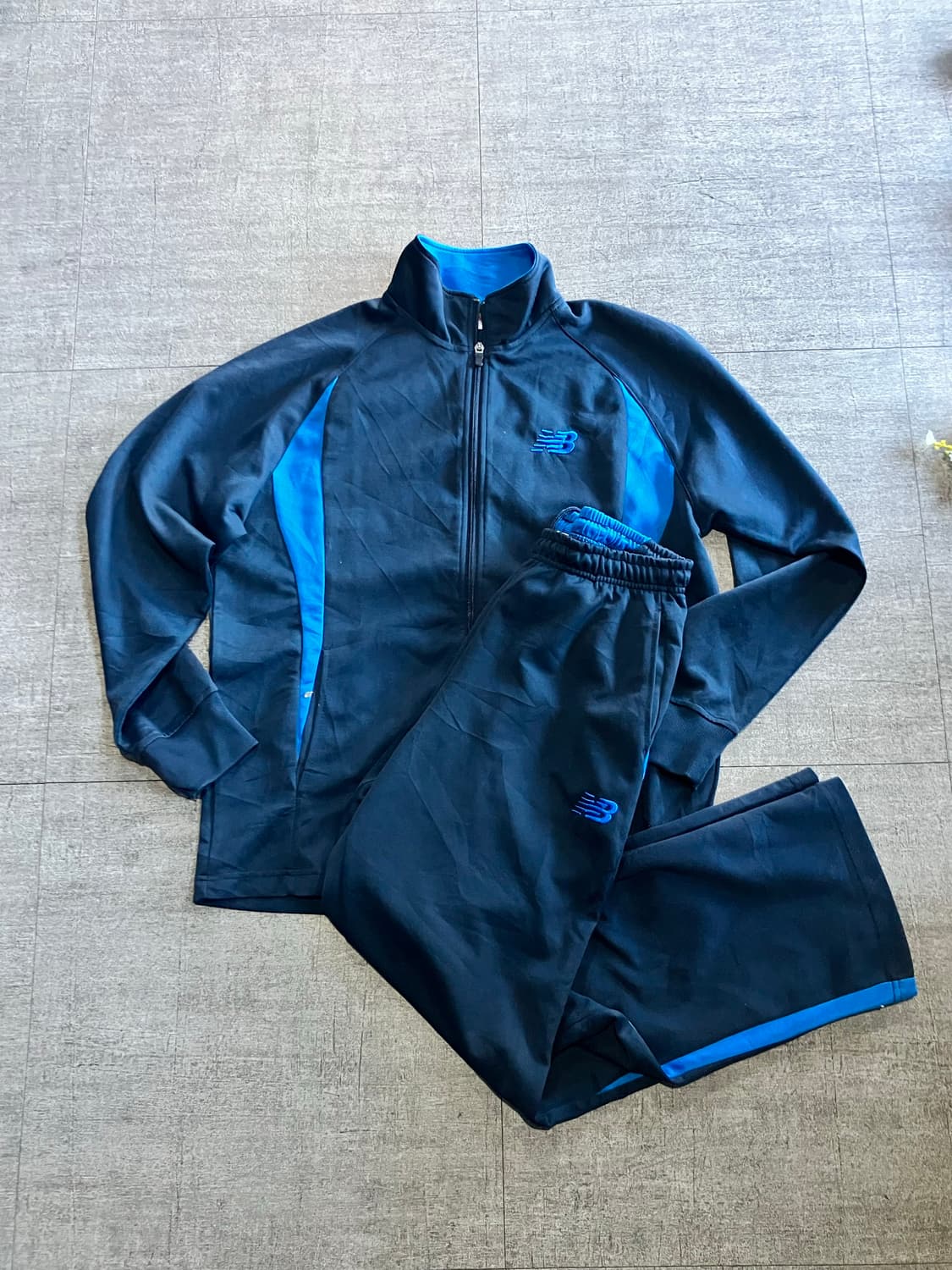 Newbalance 뉴발란스 올드스쿨스트릿 트레이닝셋업 상품이미지1