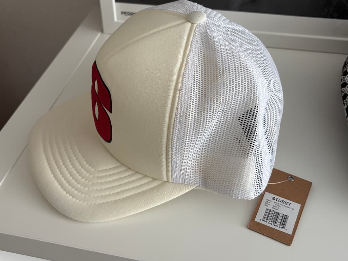 (한국발매x)스투시 빅 s 트러커 스냅백 화이트 상품이미지2