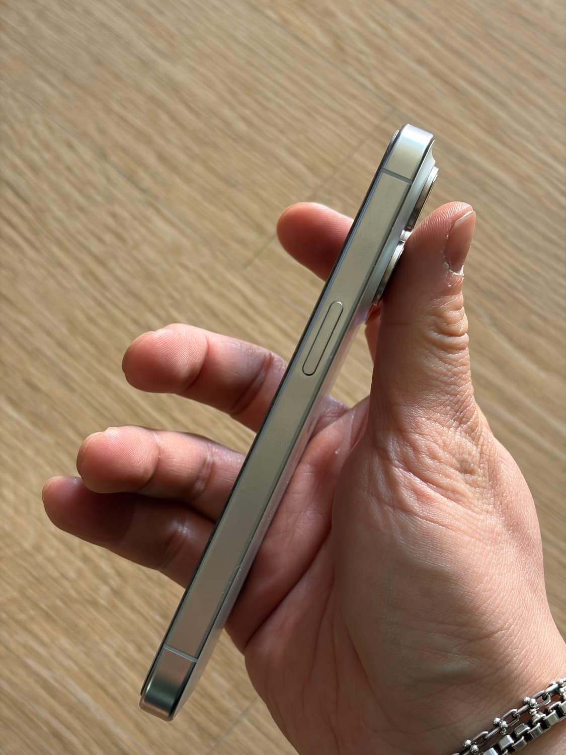 아이폰 15프로 256 화이트 정상해지  상품이미지3