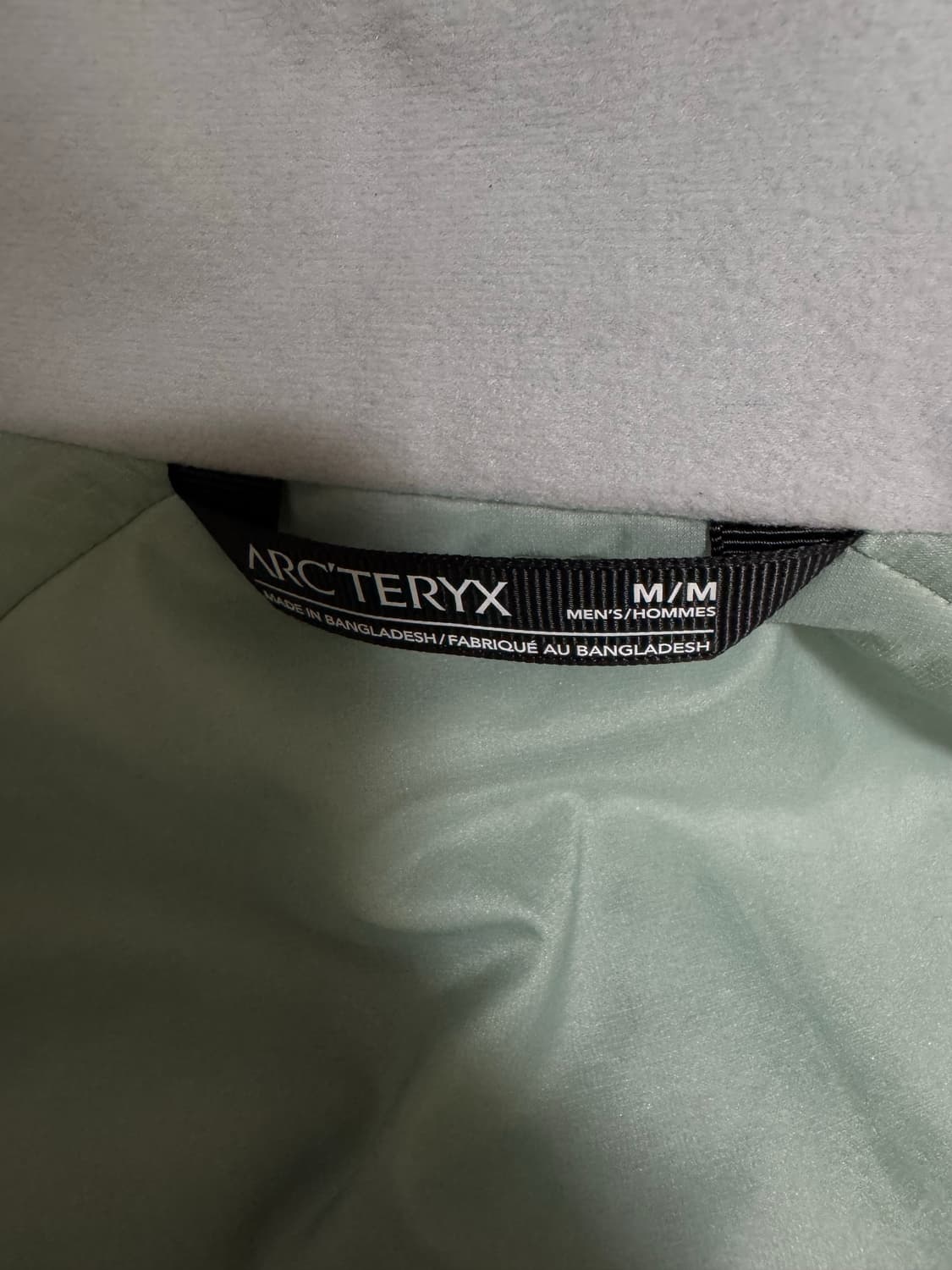 Arcteryx 아크테릭스 맨즈 스톤그린 아톰 자켓 M 상품이미지3