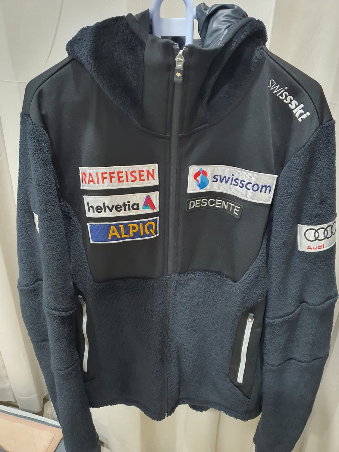 데상트 써마프로 후리스 미들러 상품이미지1