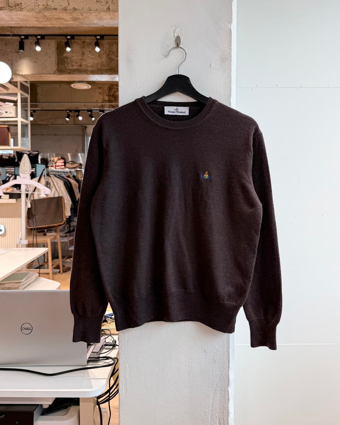 비비안 웨스트우드 브라운 orb자수 니트  상품이미지2