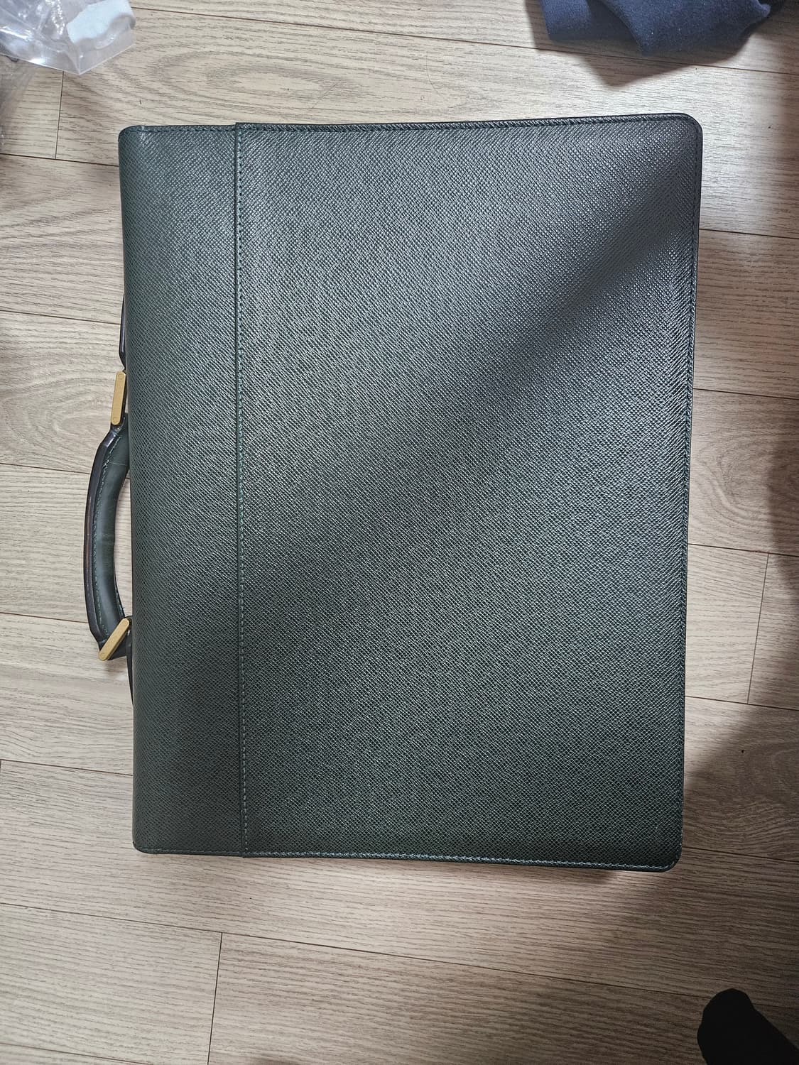 루이비통 타이가 모스코바 서류가방 상품이미지5