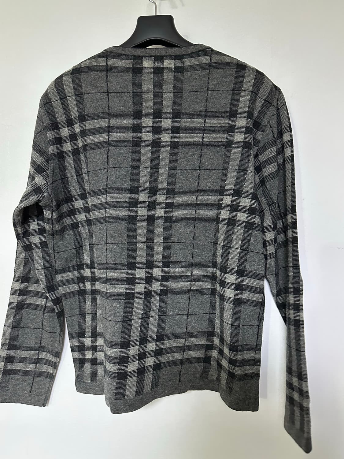 버버리 런던 남성 니트 M사이즈 상품이미지2