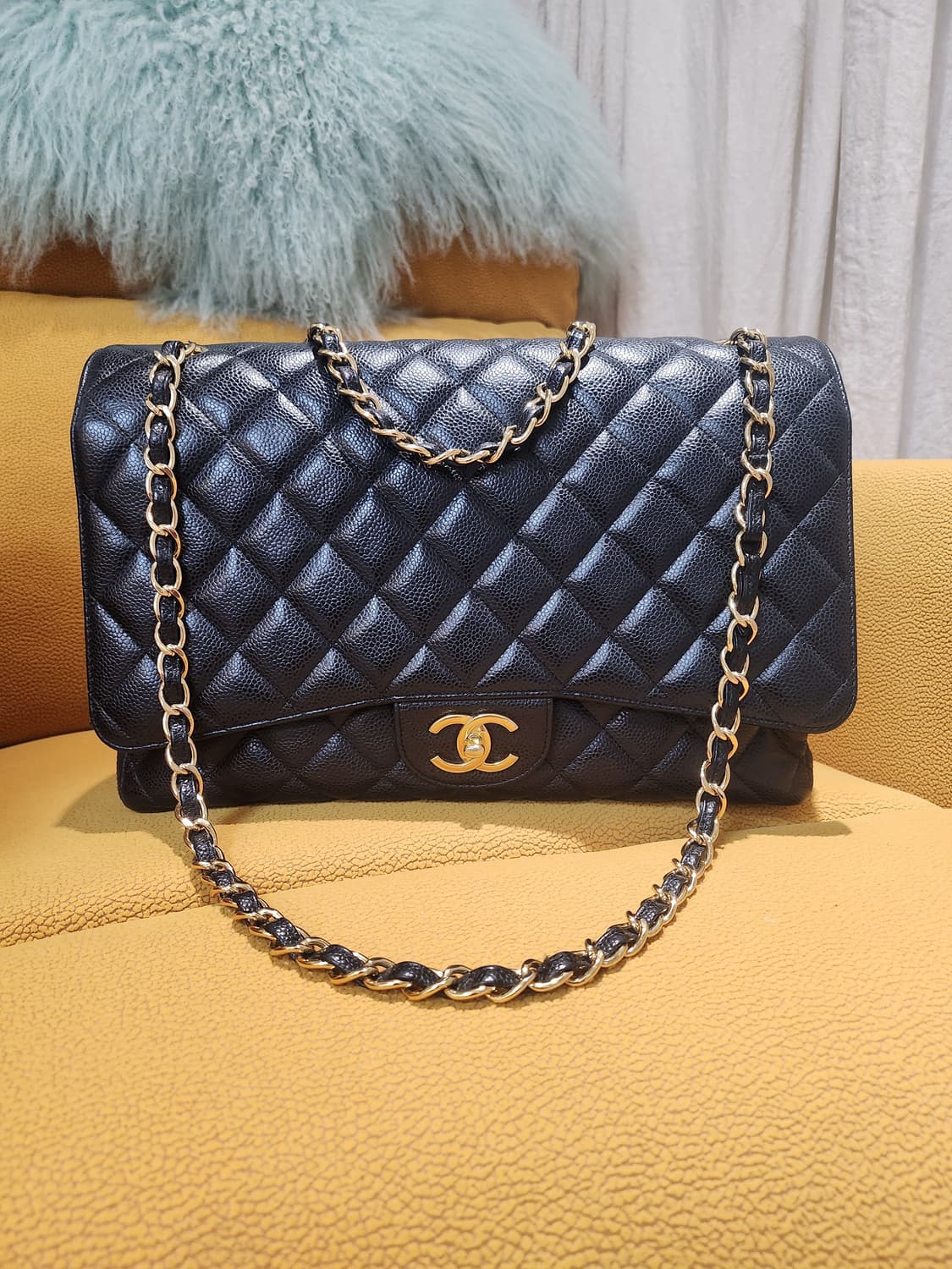 샤넬 클래식 캐비어 블랙 금장 라지 정품 상품이미지1