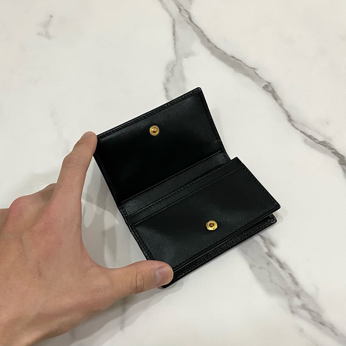 프라다 비텔로무브 삼각로고 카드지갑 명함지갑 블랙 1MC122 상품이미지6