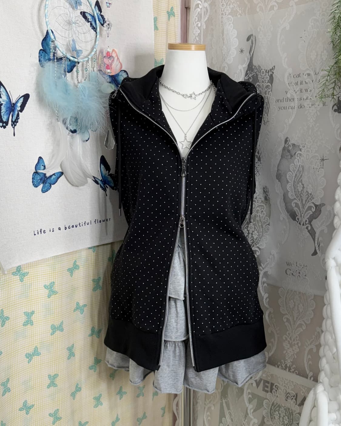 블랙 도트 패턴 투웨이 집업 후드 베스트 상품이미지3