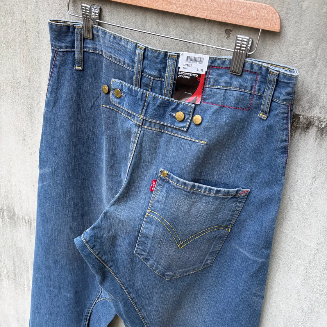 유럽판 리바이스 엔지니어드 진 신치백 데드스탁 상품이미지2