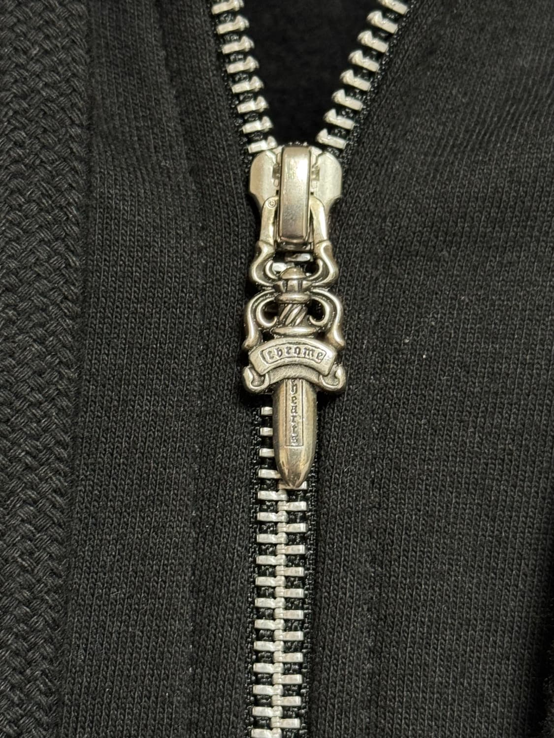 크림발 크롬하츠 홀스슈 플로랄 플리스 퍽유 집업 후드 블랙 M 상품이미지4