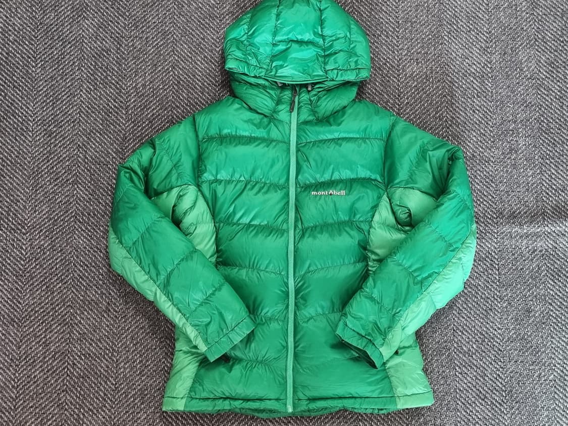 MONTBELL — 그린 경량 구스다운 자켓 상품이미지1