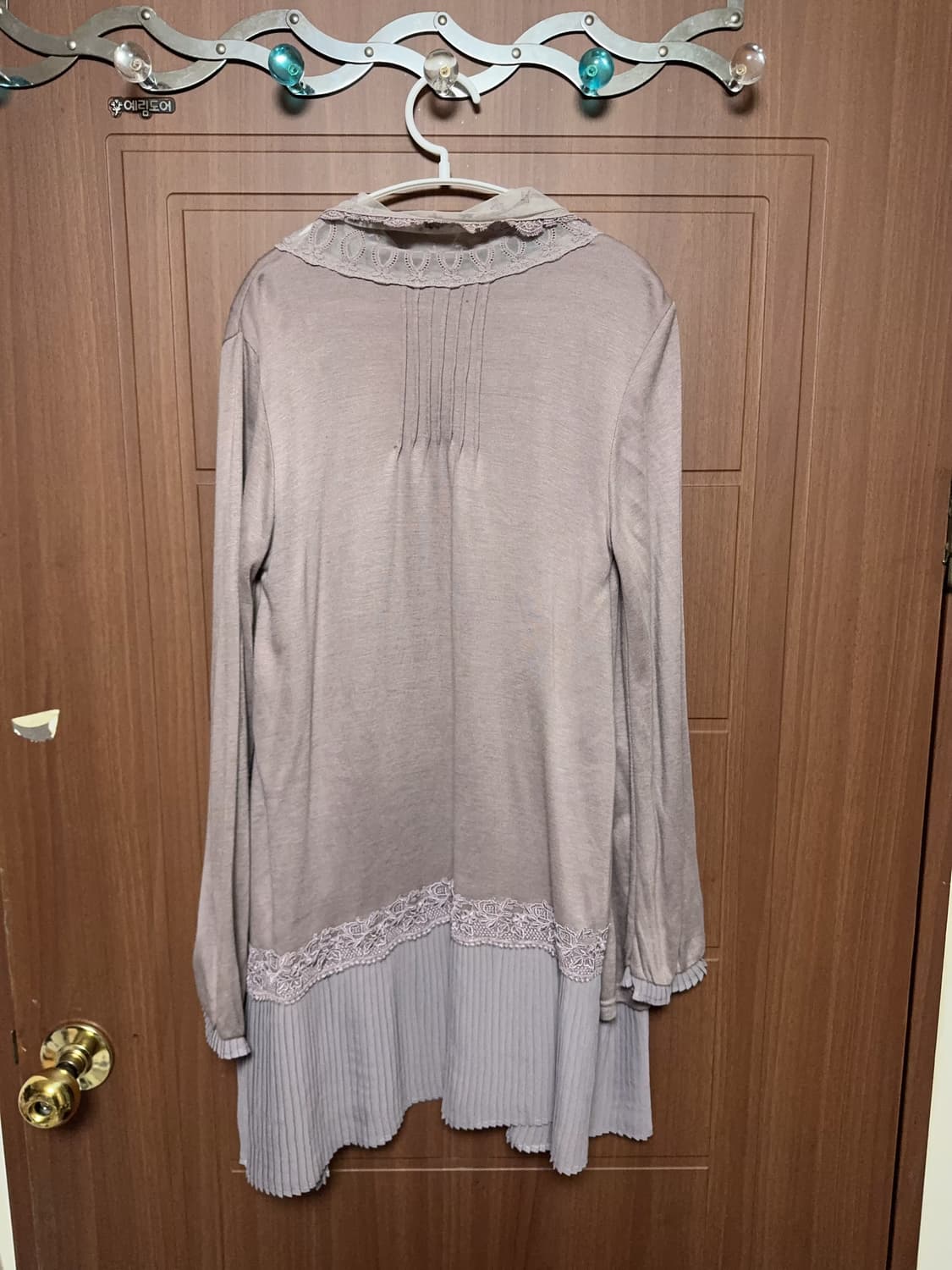 엑시즈팜 모리걸 하구미 레이스 꽃 패턴 페이크 스카프 퍼플 롱 가디건 상품이미지3