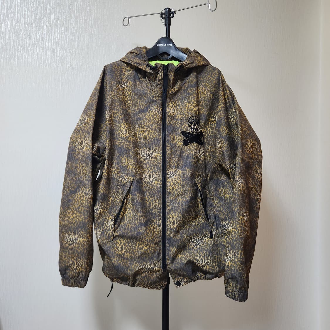 스틸휠즈 레오파드 바람막이 M 상품이미지1