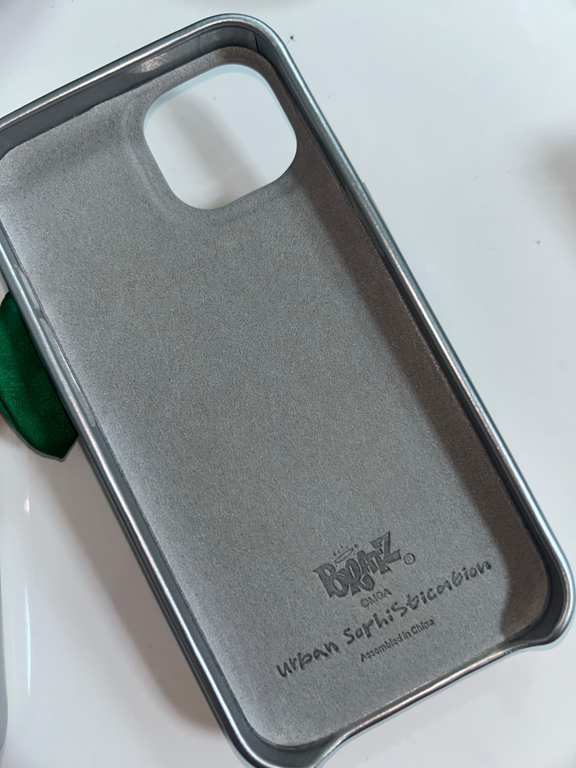 정품 어반소피스티케이션 아이폰 13, 14 케이스 상품이미지4