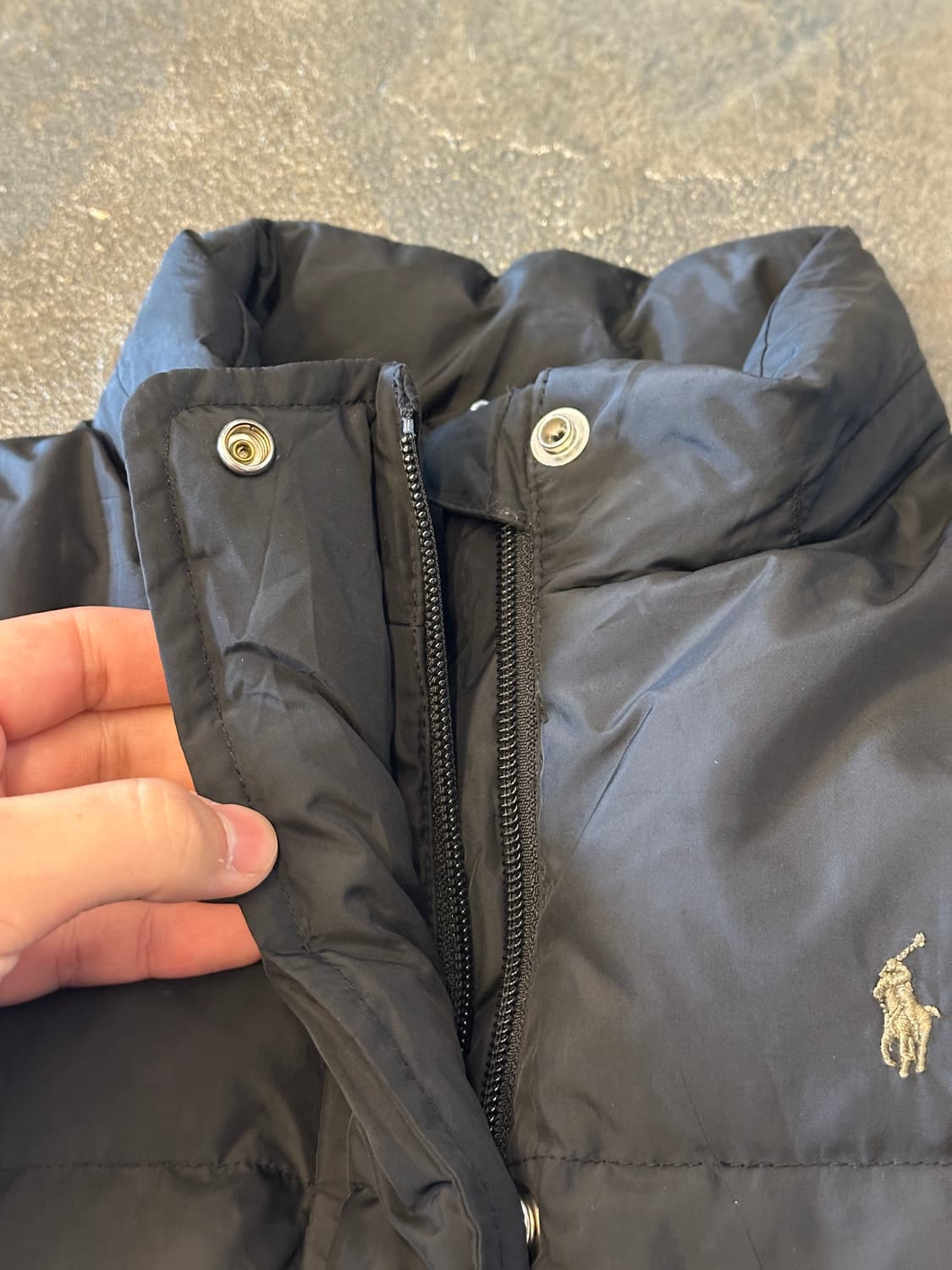 폴로 랄프로렌 숏패딩 블랙 kids L 상품이미지3