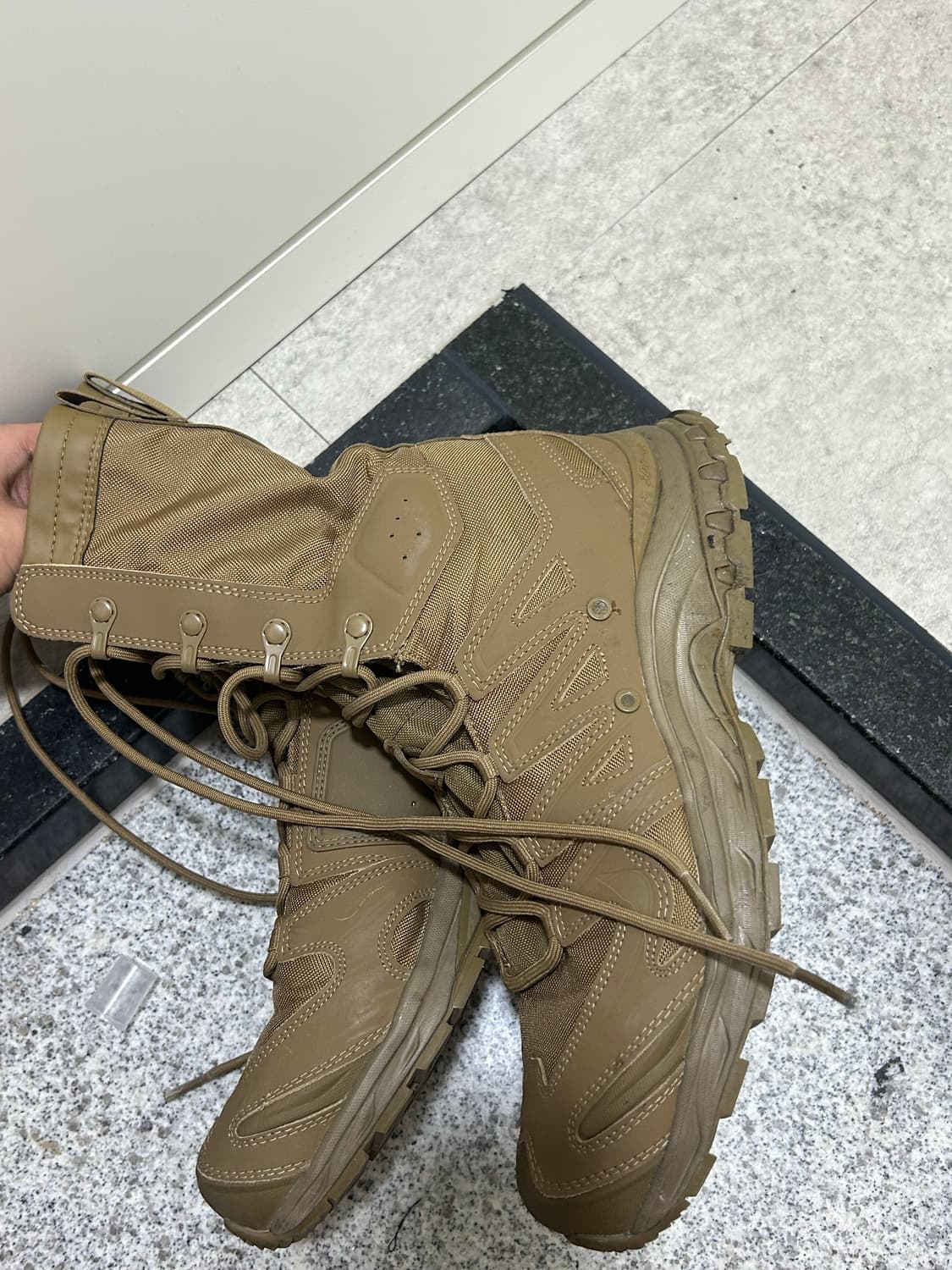 살로몬 정글부츠 브라운 상품이미지2