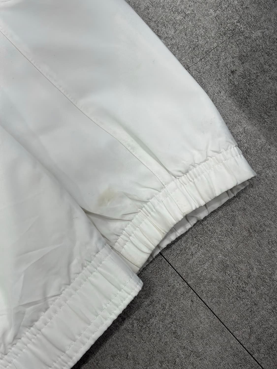 아디다스 화이트 바람막이 상품이미지6