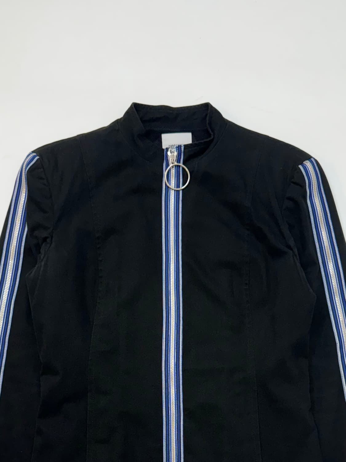 Moschino 모스키노 블랙컬러 스트라이프 디테일 집업 자켓 상품이미지3