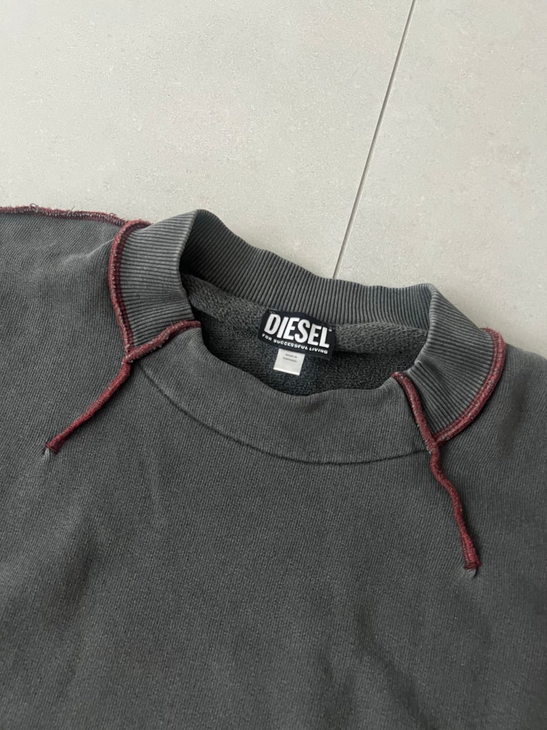 디젤 피그먼트 롱슬리브 맨투맨 xl 상품이미지4
