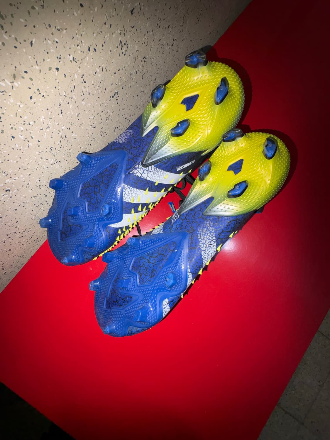 아디다스 프레데터 프릭 축구화 280 새상품 상품이미지4