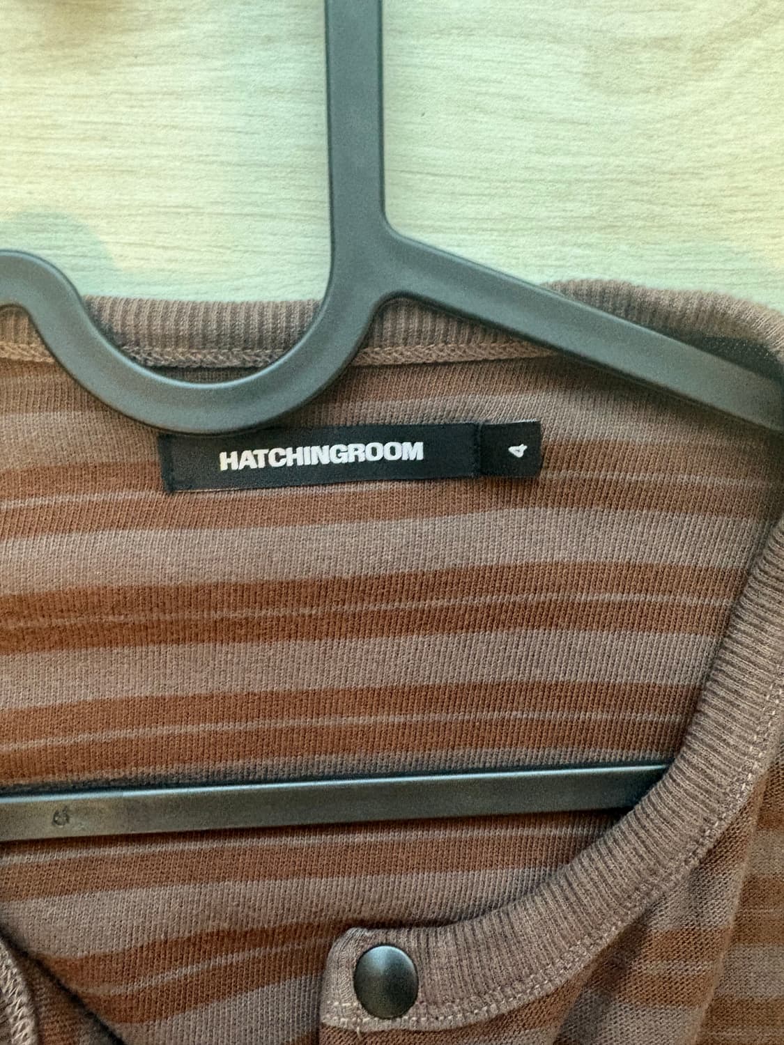 해칭룸 브라운 스트라이프 가디건 상품이미지2