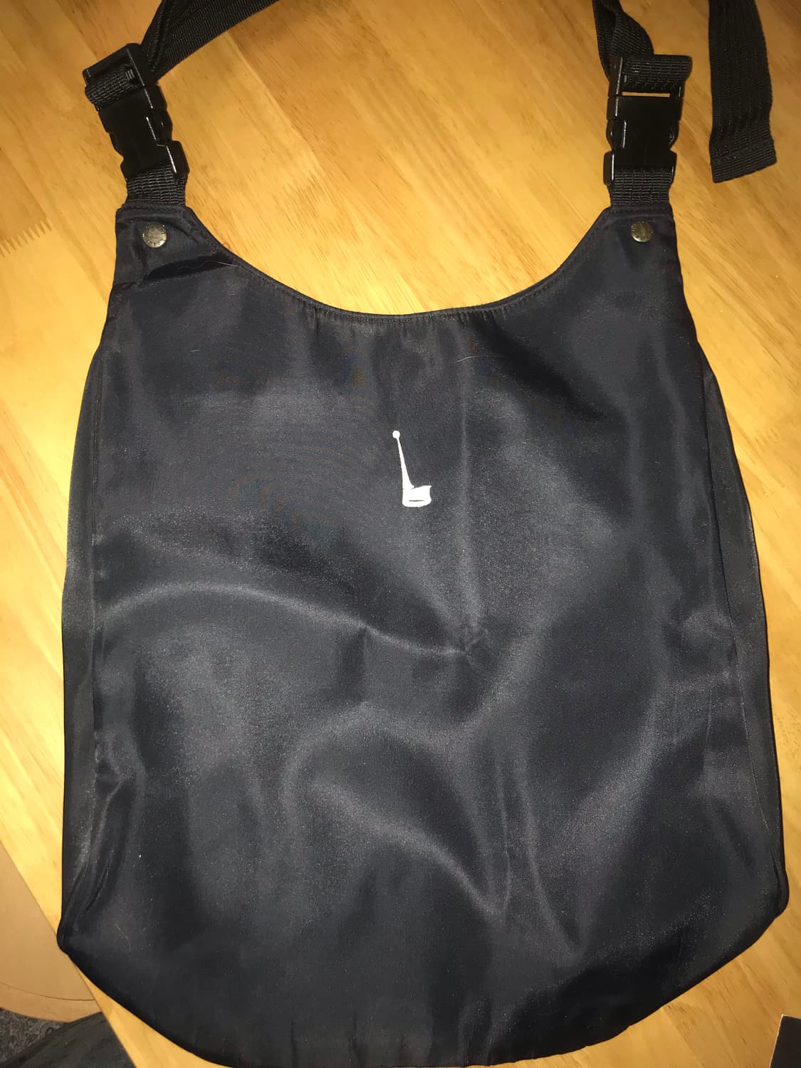 Beauty Beast Cross Bag 뷰티비스트 크로스백 상품이미지1