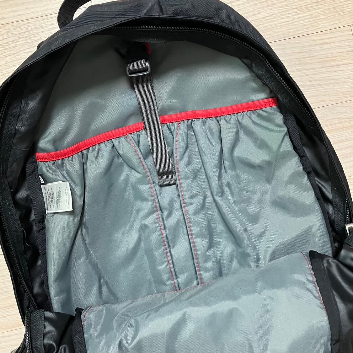 [TheNorthFace] 노스페이스 핫샷 백팩 블랙 30L 상품이미지9