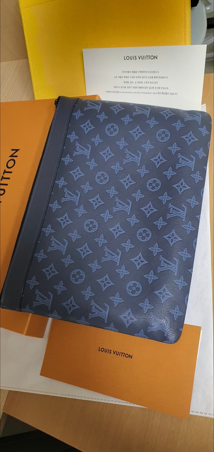 루이비통 쉐도우 클러치/클러치백 한정판 정품S급(감정O) 상품이미지3