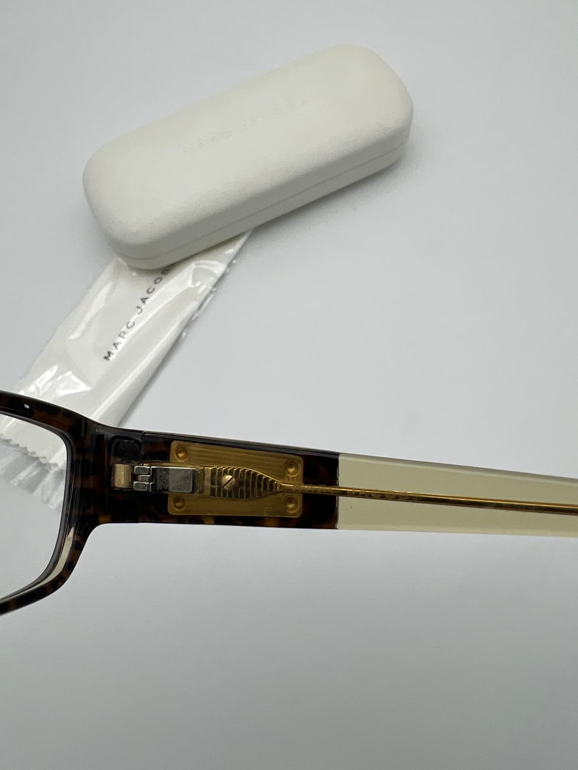 마크 제이콥스 MARC JACOBS 직사각 뿔테 안경 MJ115 상품이미지9