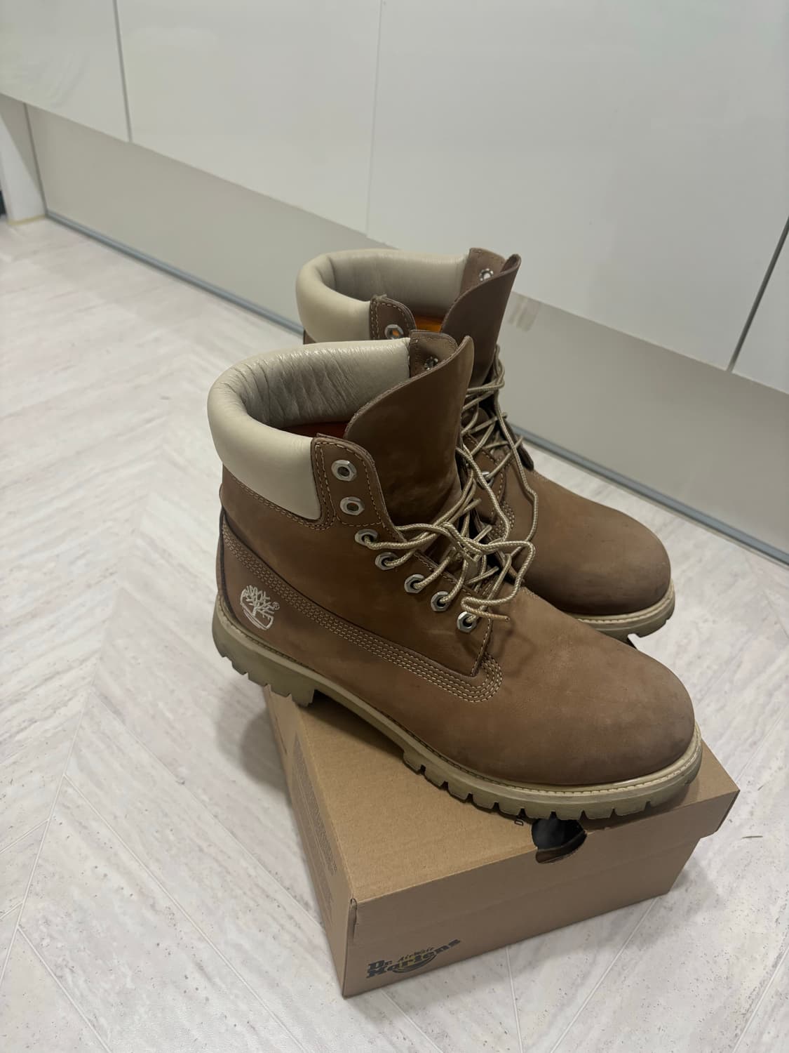 팀버랜드 6인치 브라운 285 상품이미지1