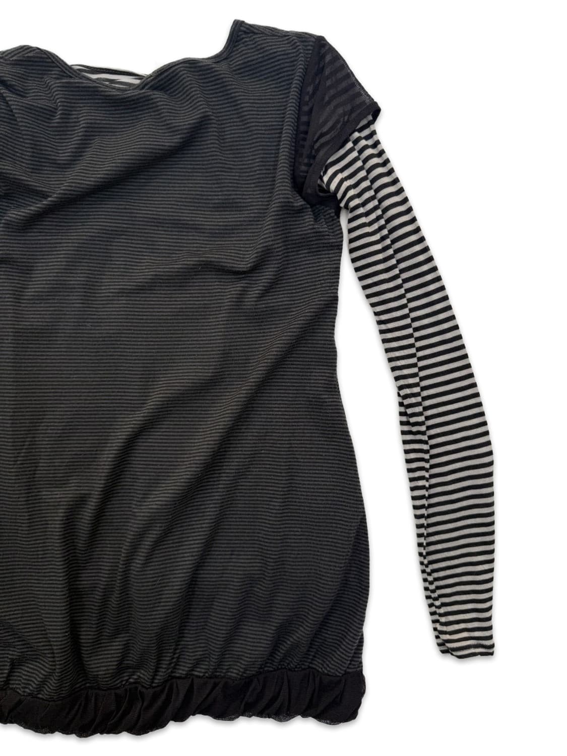 빈티지 블랙 스크라이프 레이어드 티셔츠 상품이미지4