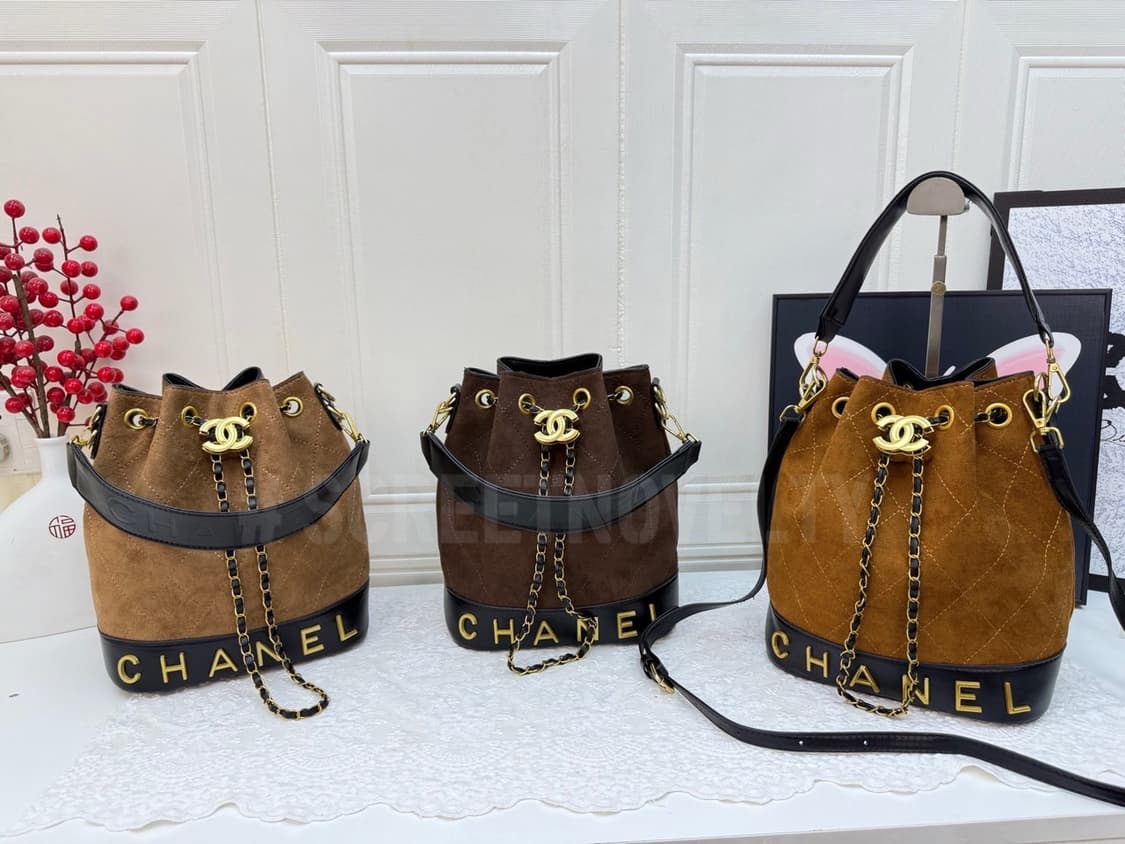 샤넬 투톤 스웨이드 버킷백 브라운 상품이미지9