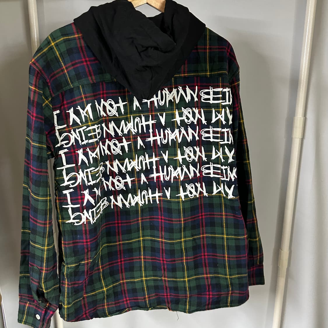 아임낫어휴먼비잉 그린 레드 체크 후드셔츠 상품이미지3
