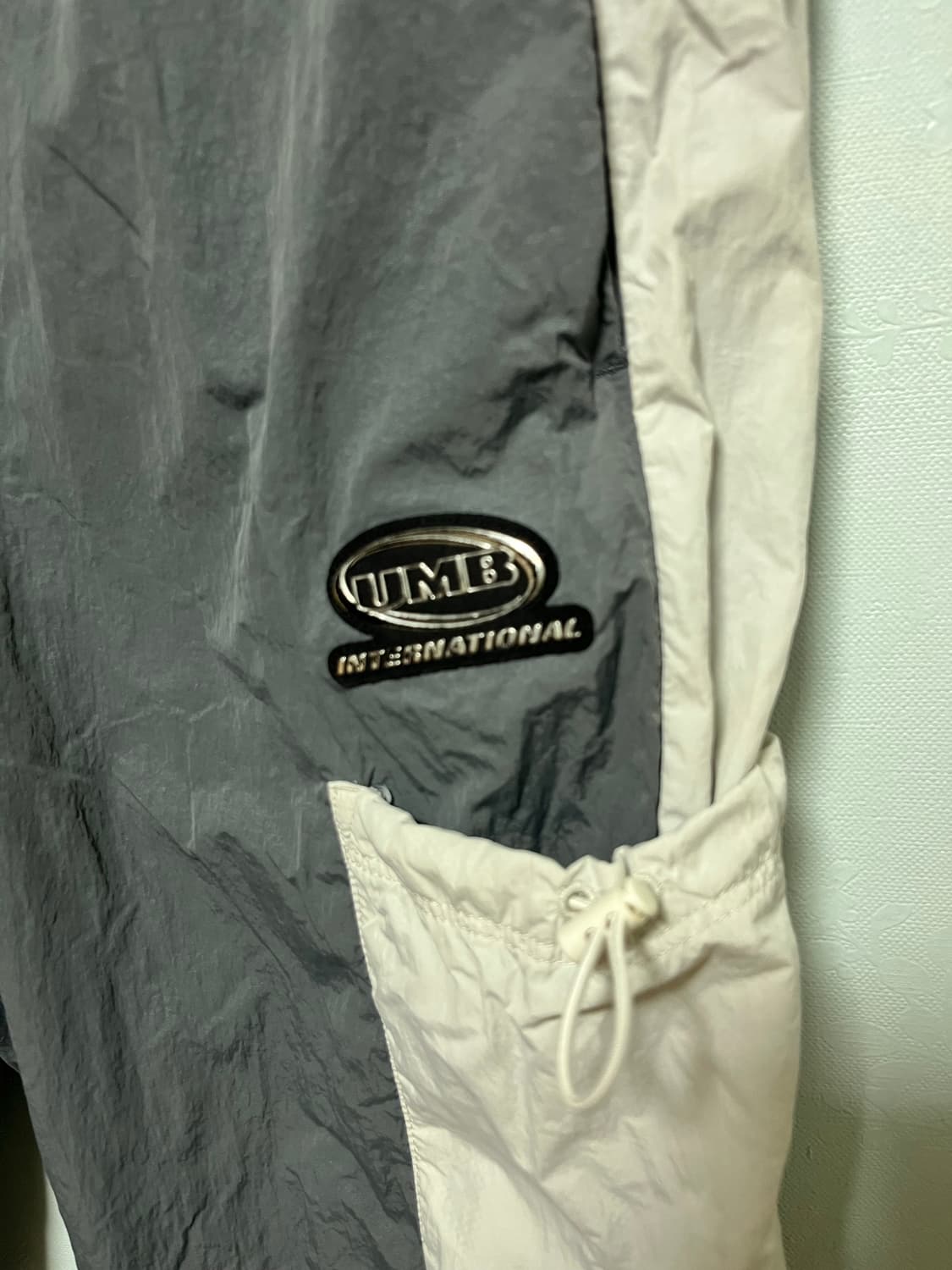 엄브로 올드스쿨 트레이닝 바지 상품이미지3