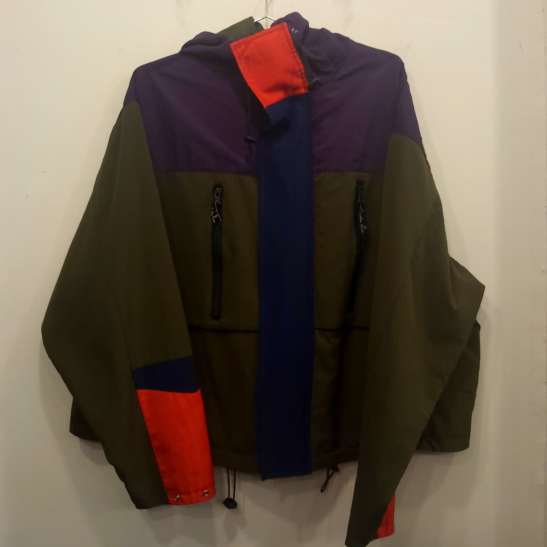 마틴로즈 컬러 블록 나일론 후드 윈드 자켓/ 100 상품이미지2