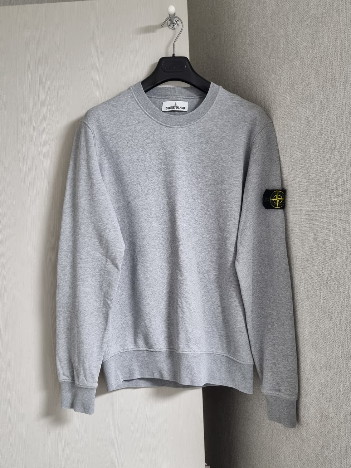 스톤아일랜드 맨투맨 상품이미지1