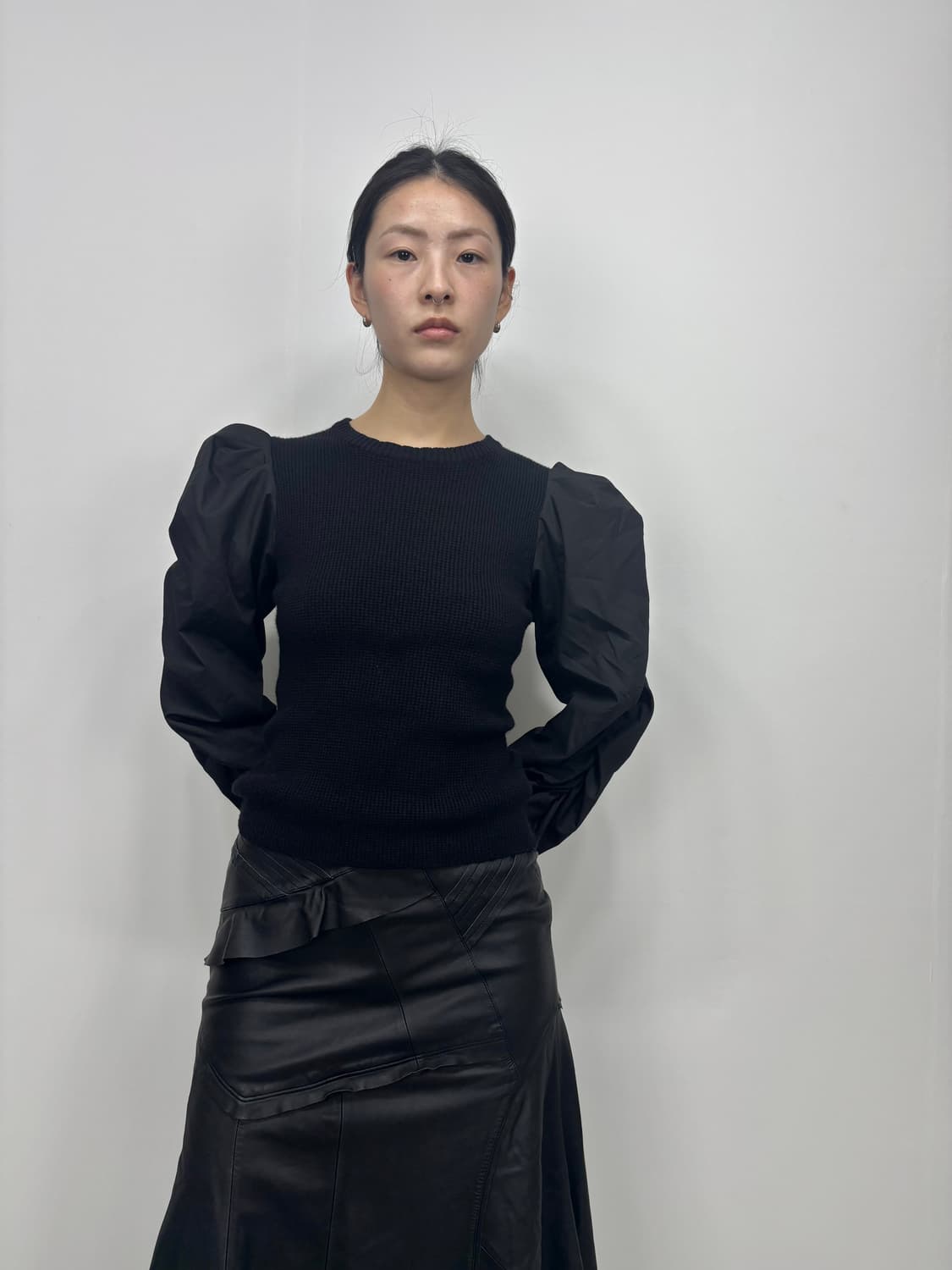 PUFFED SLEEVE SHIRRING KNIT 상품이미지4