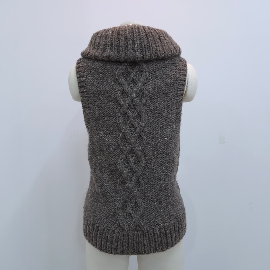 울 케이블 후드 니트 베스트 상품이미지9