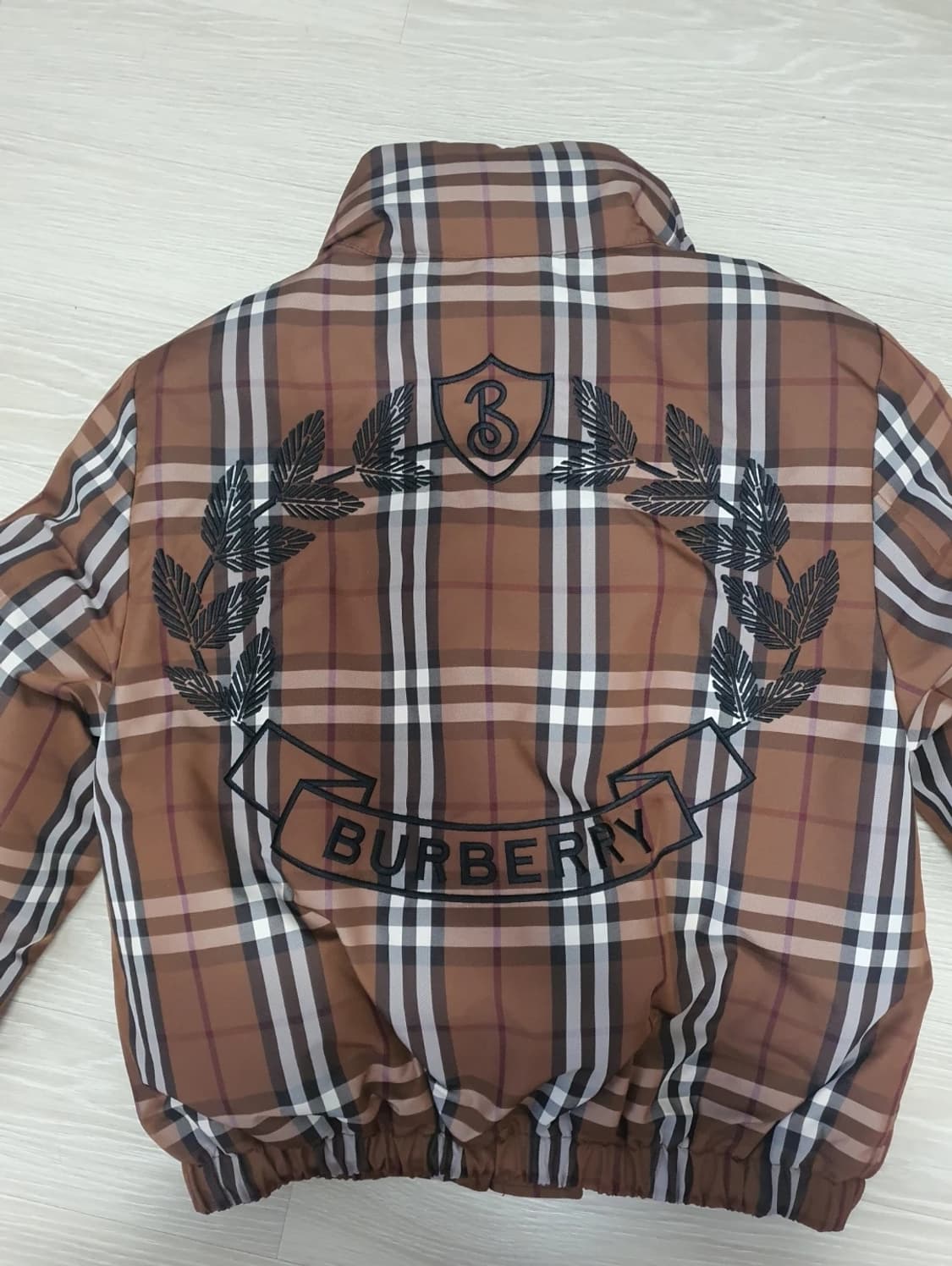 버버리 체크 숏패딩 XXS 상품이미지4