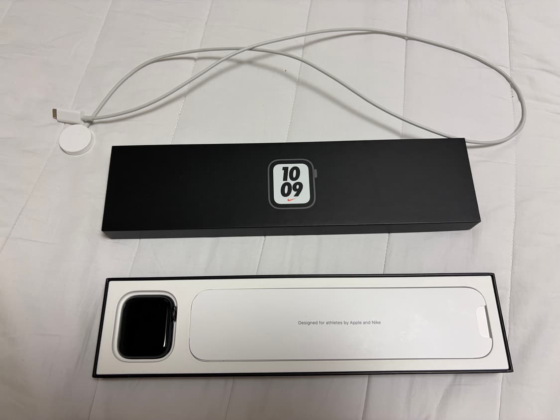 애플워치se2 나이키에디션 44mm 알루미늄 미드나이트 (셀룰러+GPS) 상품이미지1