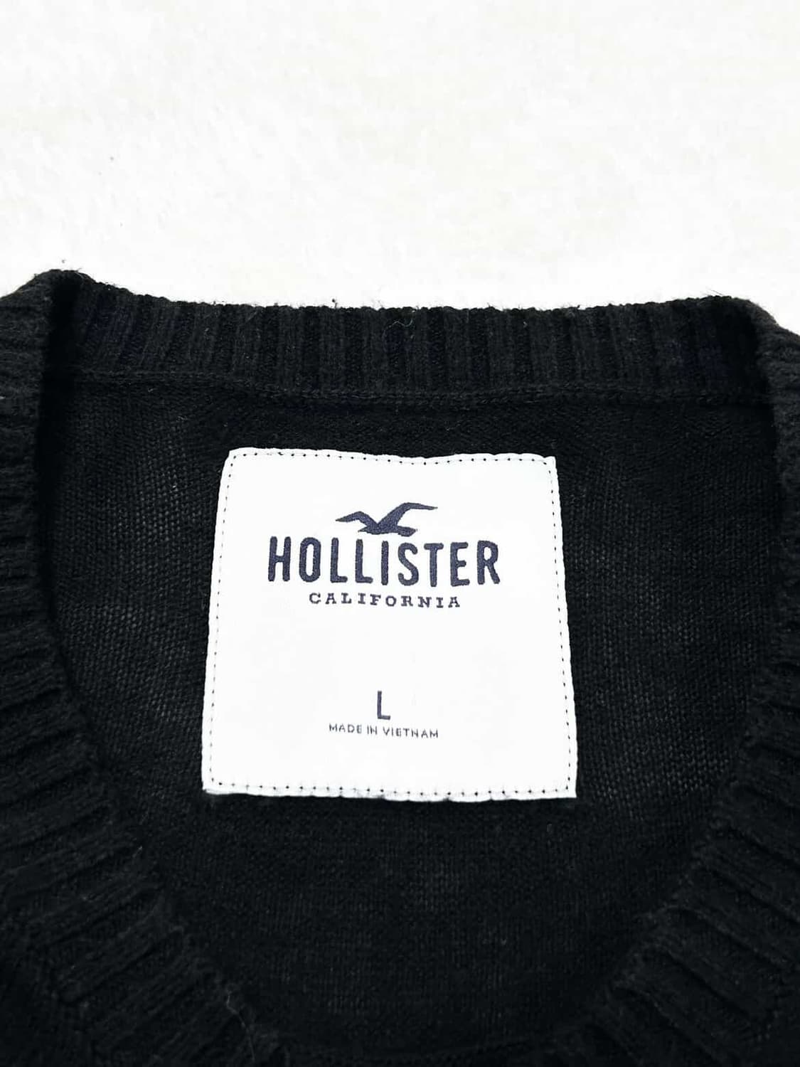 홀리스터 자수로고 블랙 니트 상품이미지8