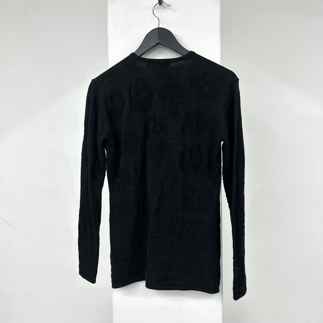 Civarize skull v-neck knit 상품이미지5
