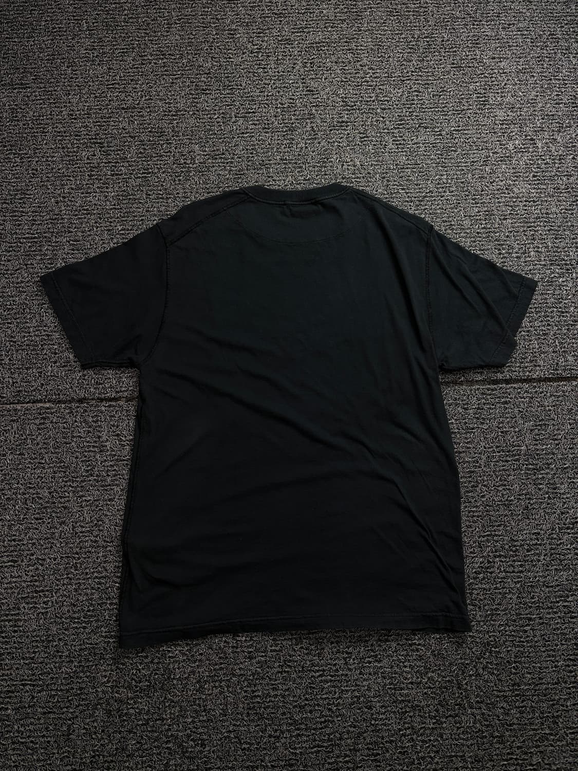 스톤아일랜드 패치로고 블랙 미니멀 티셔츠 1895 상품이미지4
