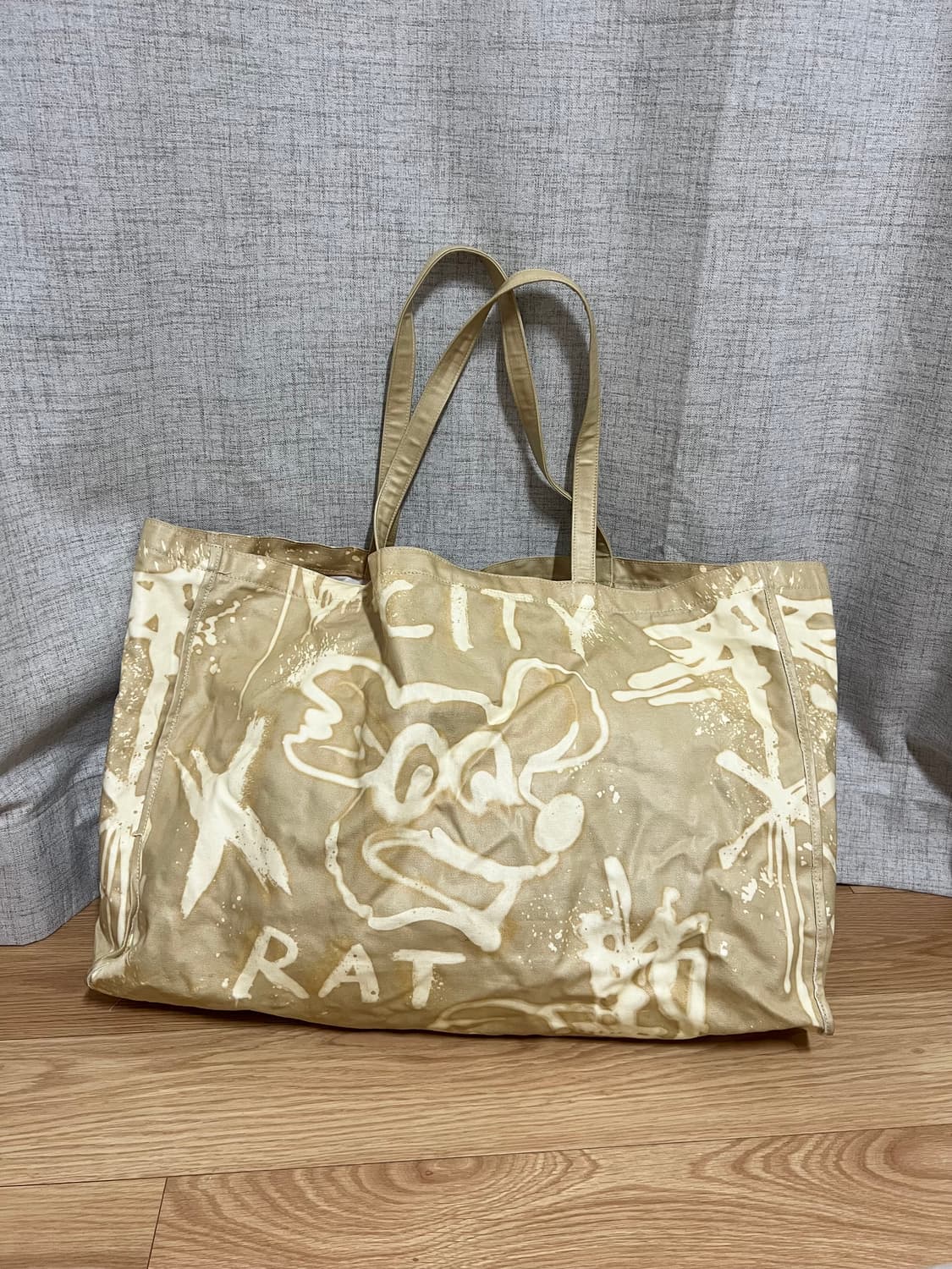 아크네스튜디오 빅 숄더백 상품이미지6