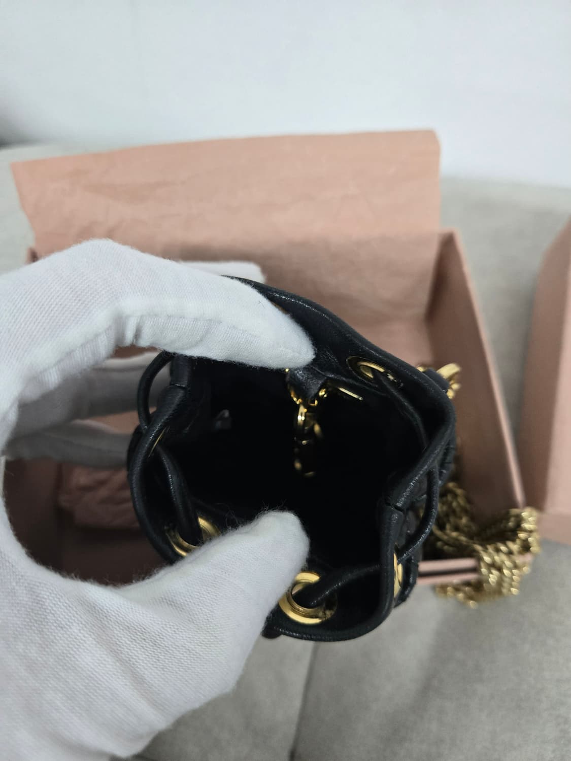 [보증서 정품] 미우미우 미니 버킷백 상품이미지2