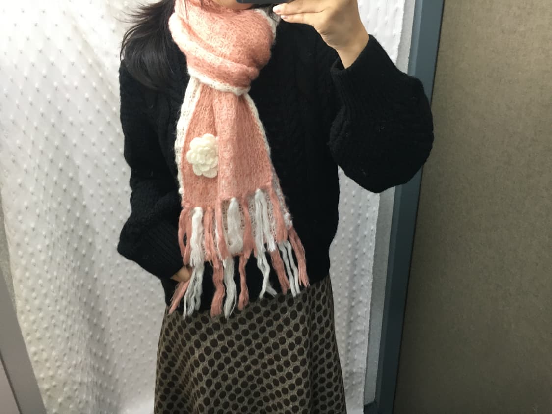 코랄 핑크 플라워 뜨개 머플러 상품이미지10